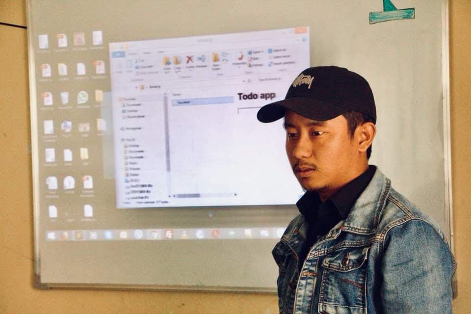 Me giving frontend sessions at theme nepal